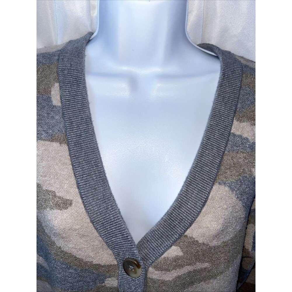 Christian Siriano  New York Women’s Oversized Camouflage Knit Cardigan Sweater M - Picture 2 of 9
